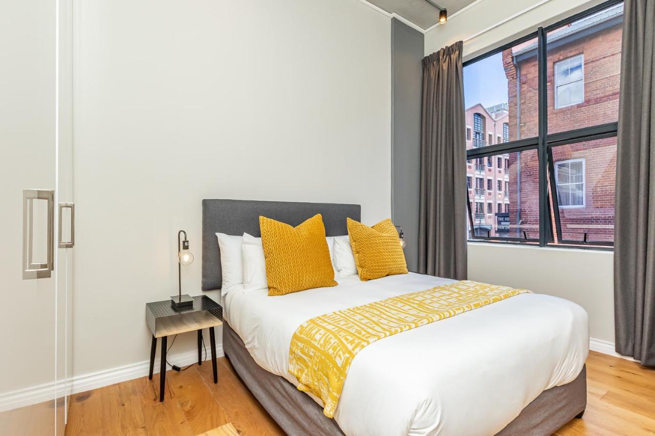 Spacious Family Apartment In Docklands, De Waterkant Fokváros Kültér fotó